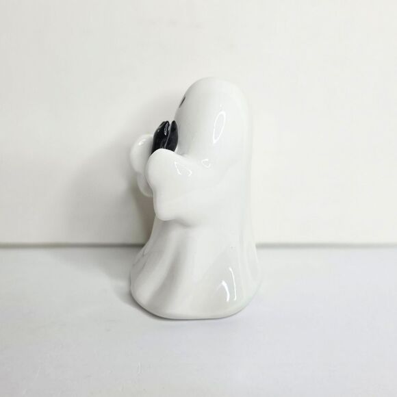 Ghost With Bat Ceramic Figurine Target Hyde And Eek Boutique Halloween 2025 NEW - Picture 4 of 7